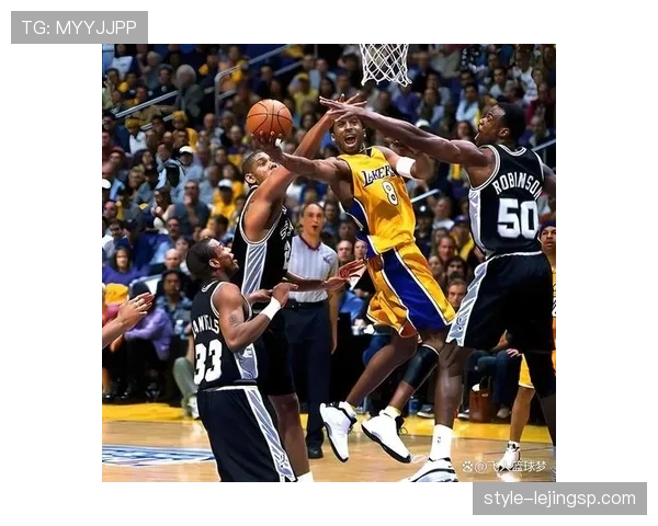 奥尼尔内线背身单打拉开空间助力球队攻防转换率提升